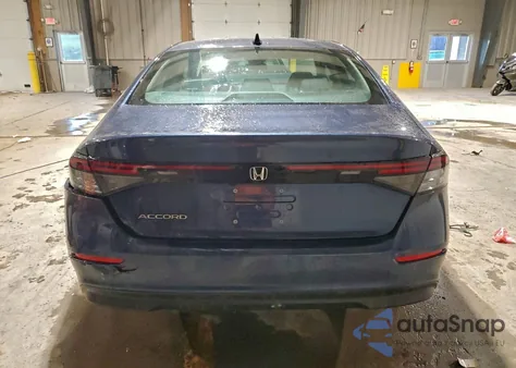 2025 Honda Accord Se z USA, uszkodzony, nr VIN 1HGCY1F40SA057058